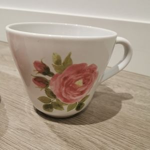 🍀3/$30 Rose Mug